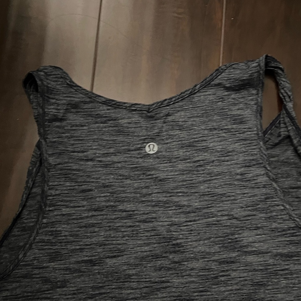 Lululemon Tank - Picture 2 of 3